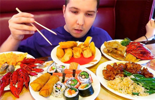 "大多数真正中国菜都没有国外像美式中餐那么油腻.